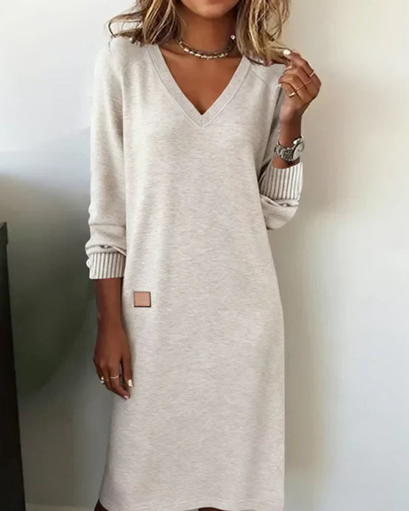 Aurora | Long-Sleeved V-Neck Knit Dress