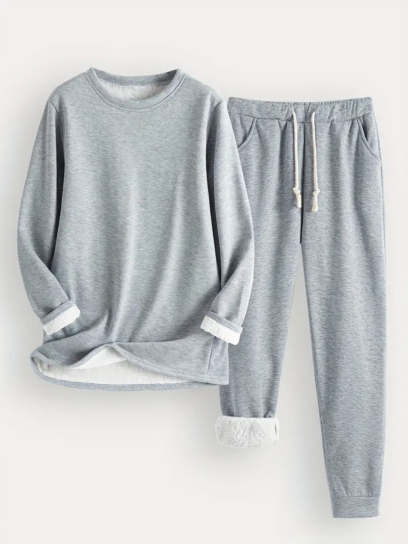 Karola | Women's Cosy Two-Piece Lounge Set